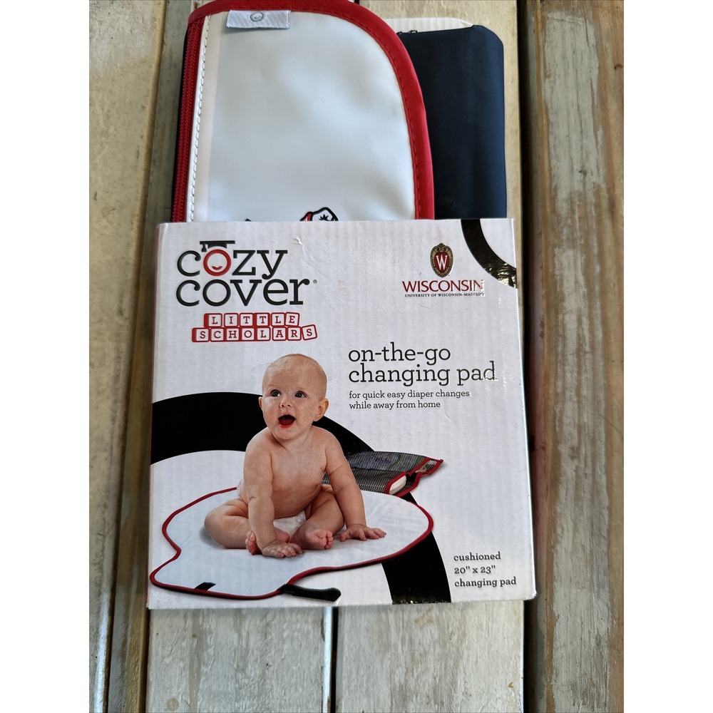 University of Wisconsin-Madison Cozy Cover on-the-go Changing Pad Cushioned  NEW
